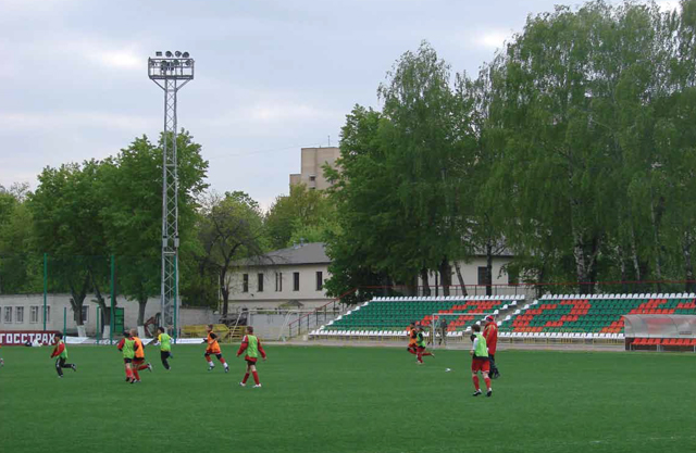 Юношеский стадион «Локомотив»